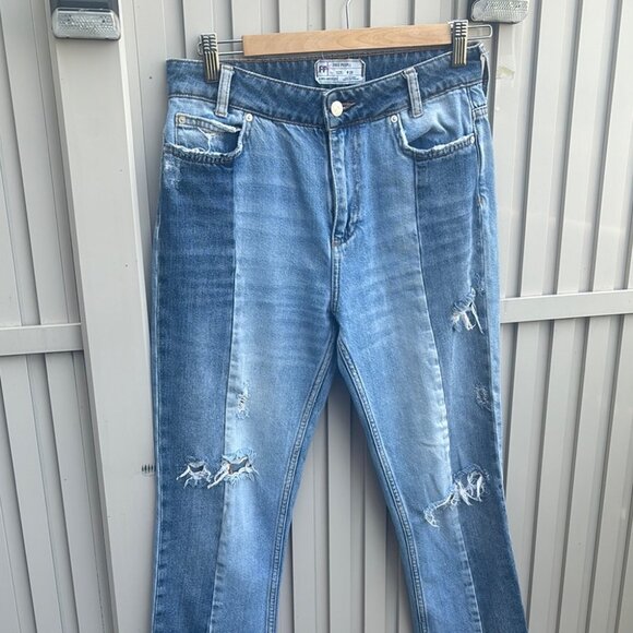 Free People Distressed Contrast Blue Ankle Jeans - Picture 6 of 10